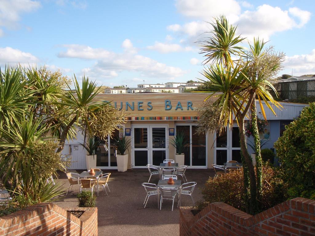 Holidays At Perran Sands Holiday Park ペランポース エクステリア 写真